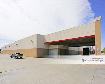 Retail space for Rent at 3500 West Airport Fwy in Irving