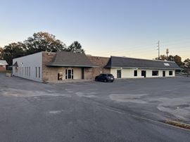 College Park Shopping Center - Out Parcel