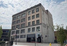 31 E High St