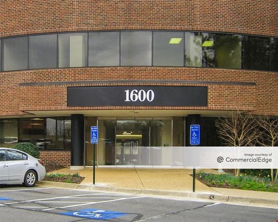 1600 & 1608 Spring Hill Road