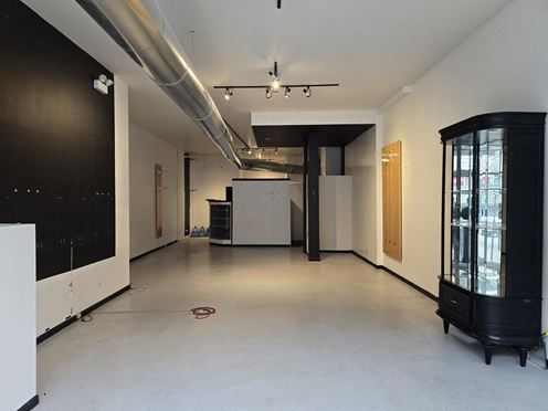 1721 W North Ave