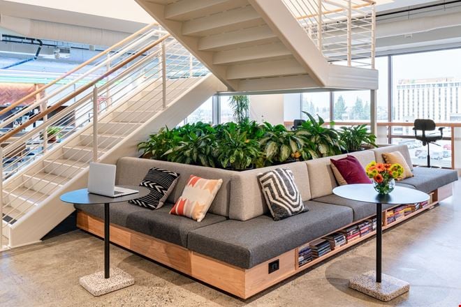 WeWork - 400 Capitol Mall