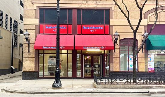 49 East Chicago Avenue