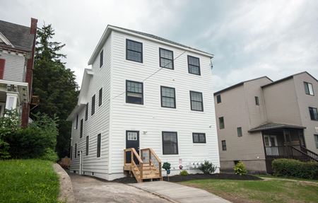 Syracuse Off-Campus Student Housing Portfolio - Syracuse