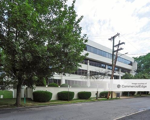 30 Glenn Street
