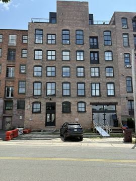 171 River Street