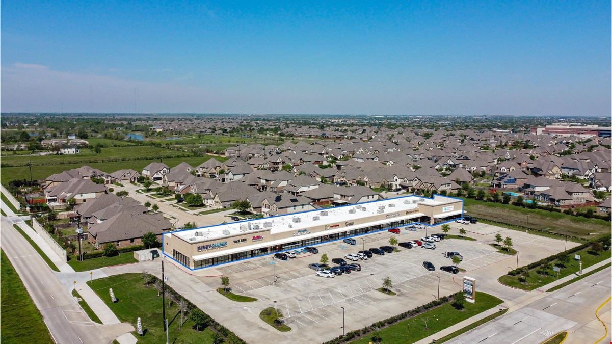 Retail Space Available | Pearland, TX