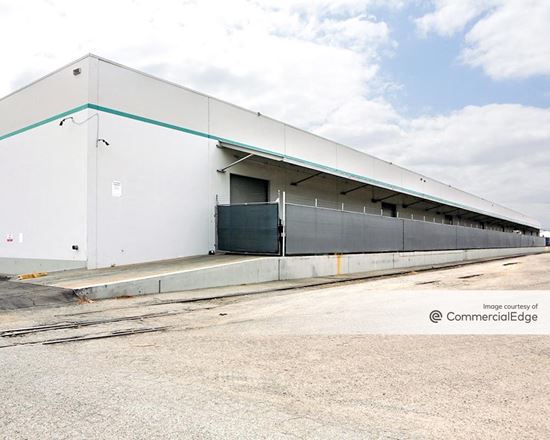 Prologis Montebello Distribution Center - 812 Union Street