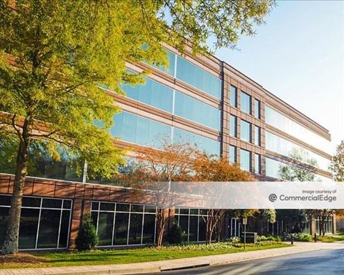 Spalding Triangle Office Park - 5445 Triangle Pkwy
