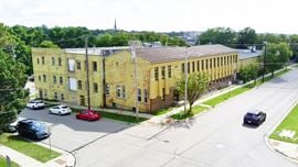 340 N Franklin St