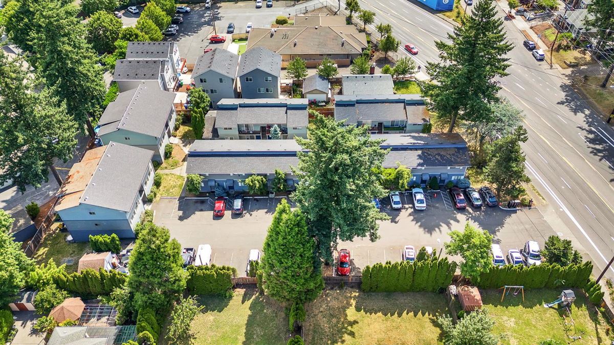 Aurora Park Apartments