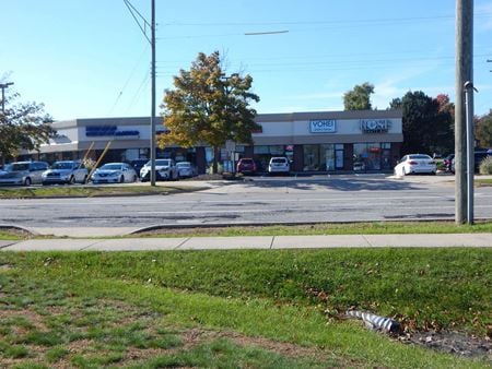Retail space for Rent at 54981-54999 Shelby Road in Shelby Township