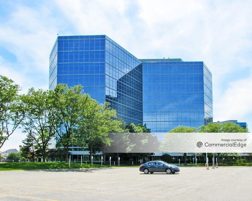 The Westbrook Corporate Center Tower IV 4 Westbrook Corporate