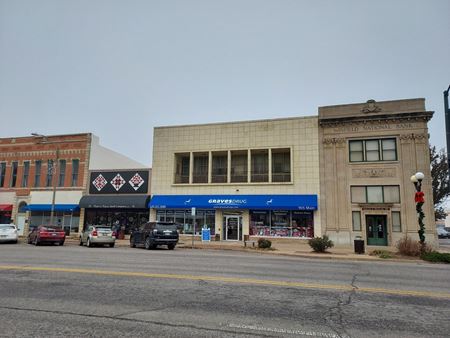 Commercial space for Rent at 901 N. Main in Winfield
