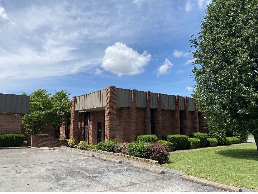 Hopkinsville Office/Warehouse Space 210 Bradshaw Pike, Hopkinsville