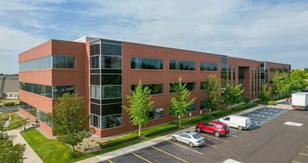 Office space for Rent at 1441 W. Long Lake in Troy