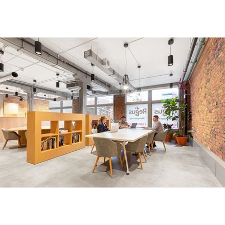 Regus - Victoria - Yates