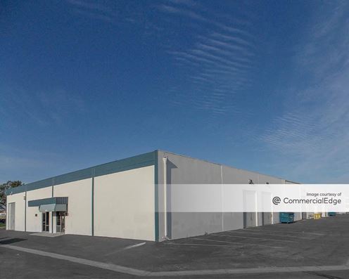 Industry Way Business Park - 6352-6392 Industry Way