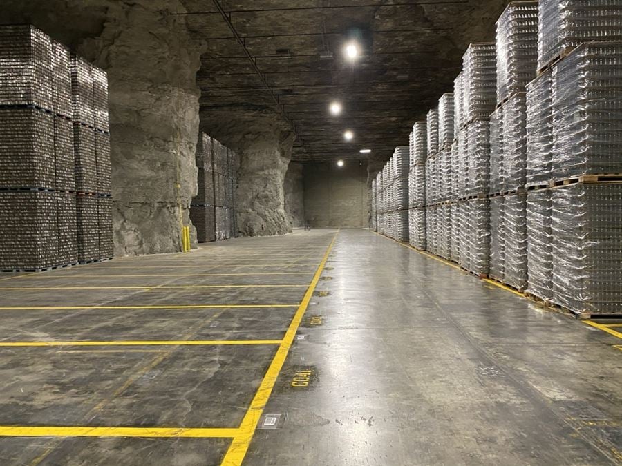 UNDERGROUND WAREHOUSE/DISTRIBUTION SPACE