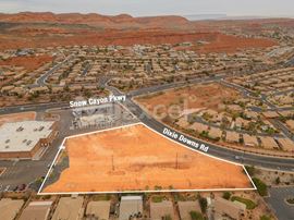 Snow Canyon Pkwy & Dixie Downs Rd
