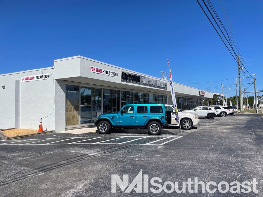 Renovated Plaza on US-1