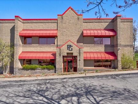 Photo of commercial space at 850 Twixt Town Rd in Cedar Rapids