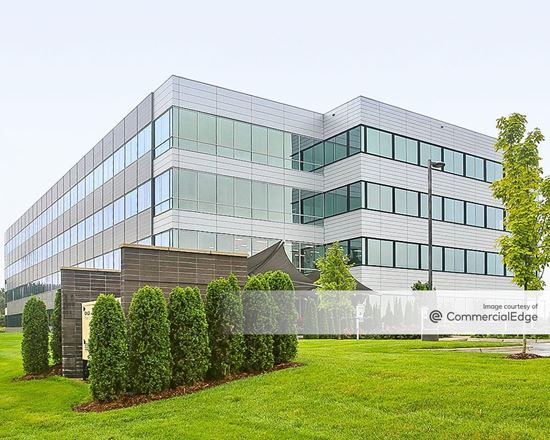 ShelbyHurst Office Campus - 700 North Hurstbourne Pkwy