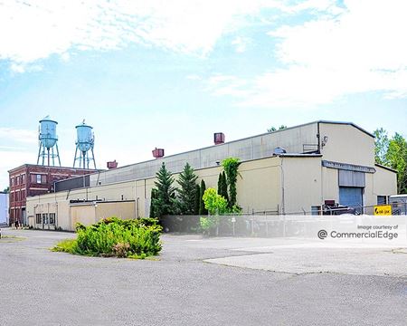 Industrial space for Rent at 3 Smalley Avenue in Middlesex