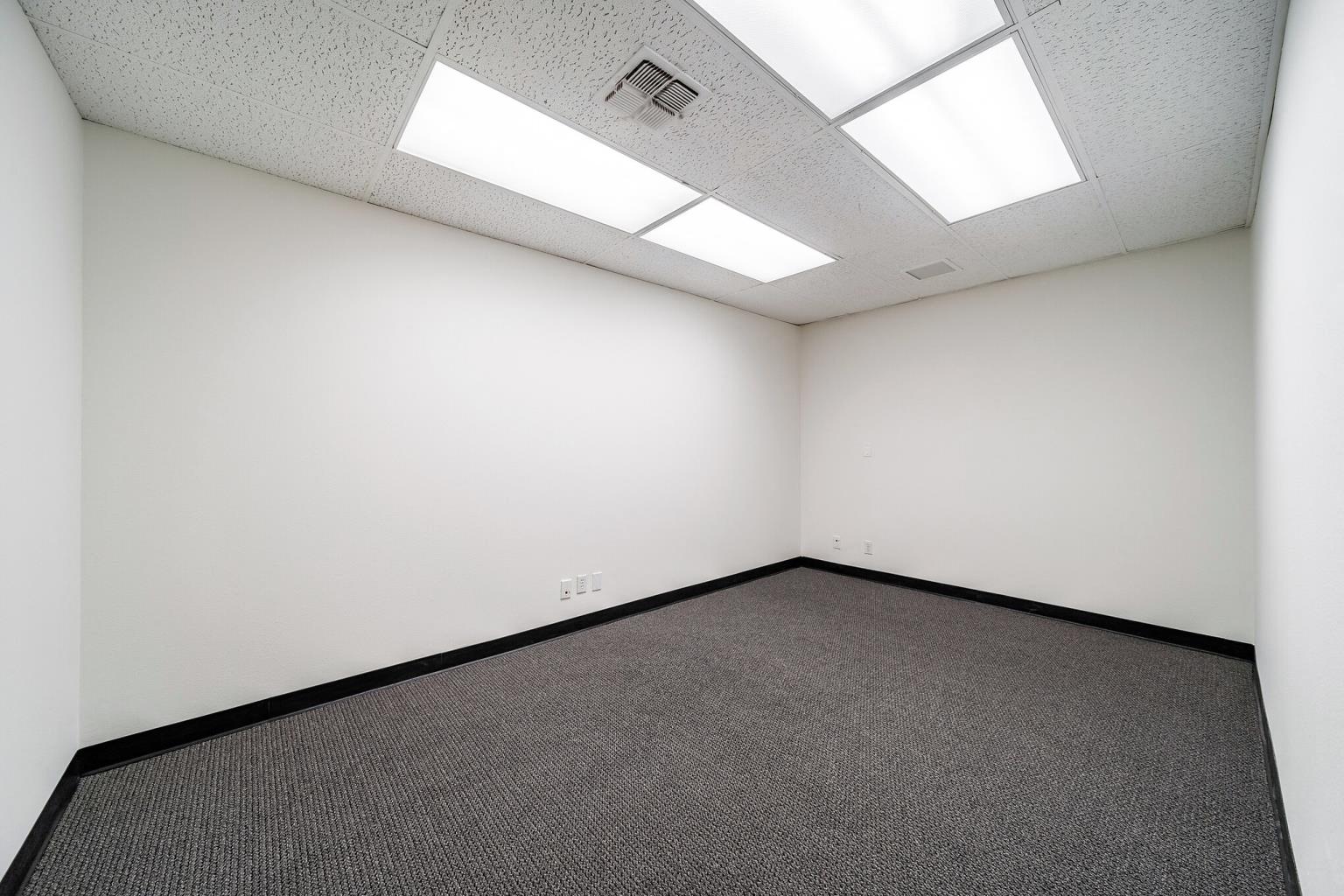 2750 S. Harbor Blvd., Suite J