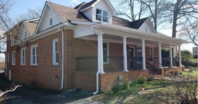 31 N Main St