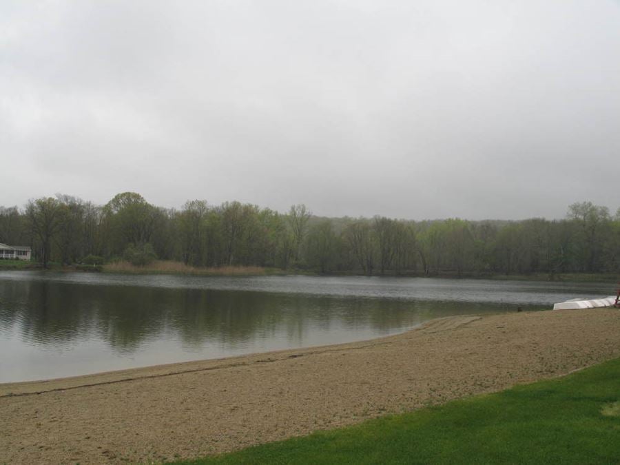 Lake Silver Spring's