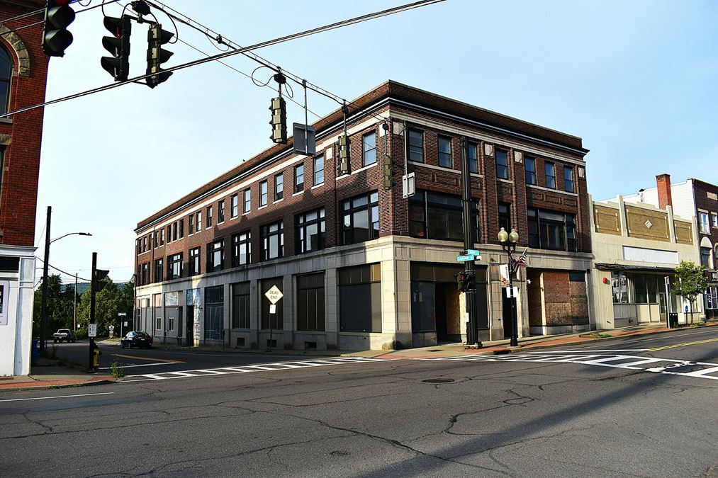 257 Main St