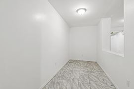 374 Myrtle Ave