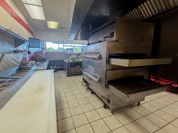 Business For Sale Fully Equipped Restaurant