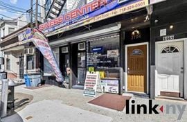 3194 Webster Ave