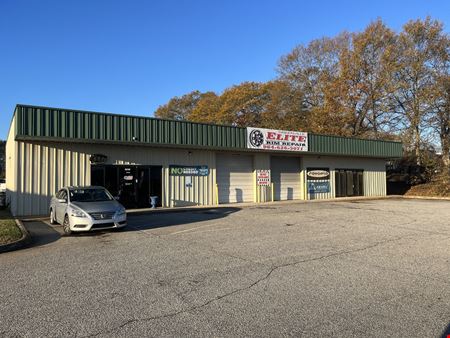 Photo of commercial space at 1321 Cedar Lane Road in Greenville