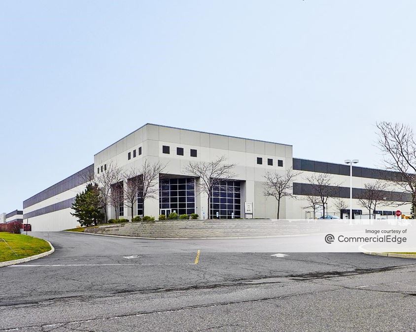 25 Colony Road, Jersey City, NJ 07305