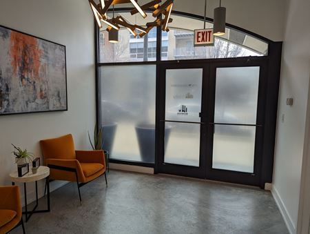 Retail space for Rent at 1935 S Wabash in Chicago