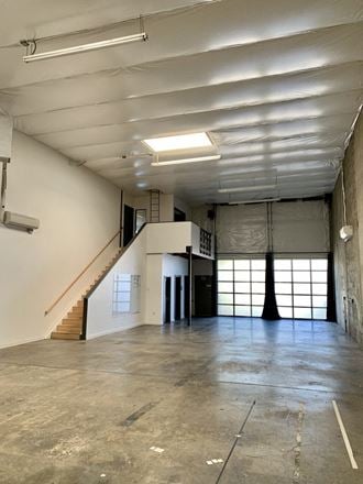 Close-In Creative Building