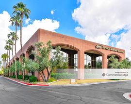 4040 East Camelback Road