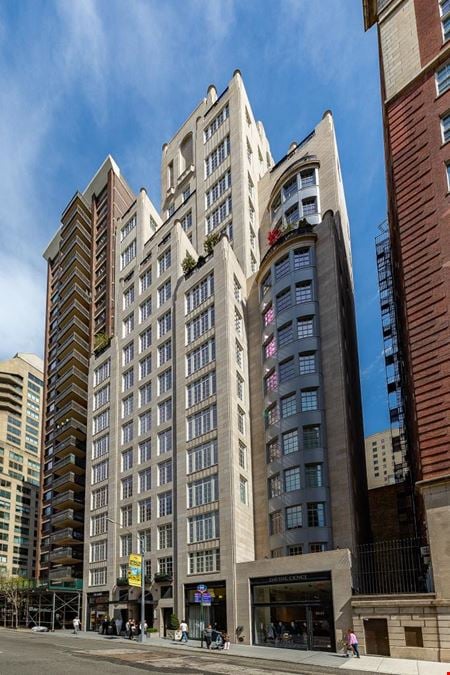 1045 & 1165 Madison Avenue 
