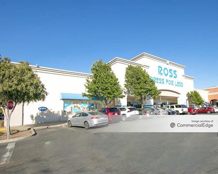 Retail space for Rent at 2000 El Cerrito Plaza in El Cerrito