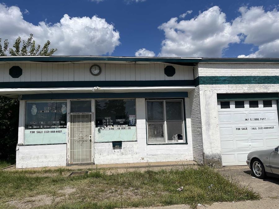 1536 S Main St