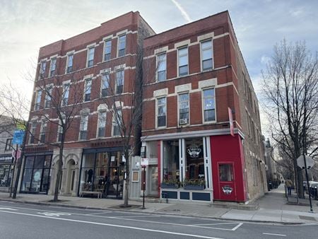 Retail space for Rent at 1021 W Armitage Ave  in Chicago