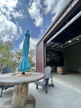 Old Oak Taphouse
