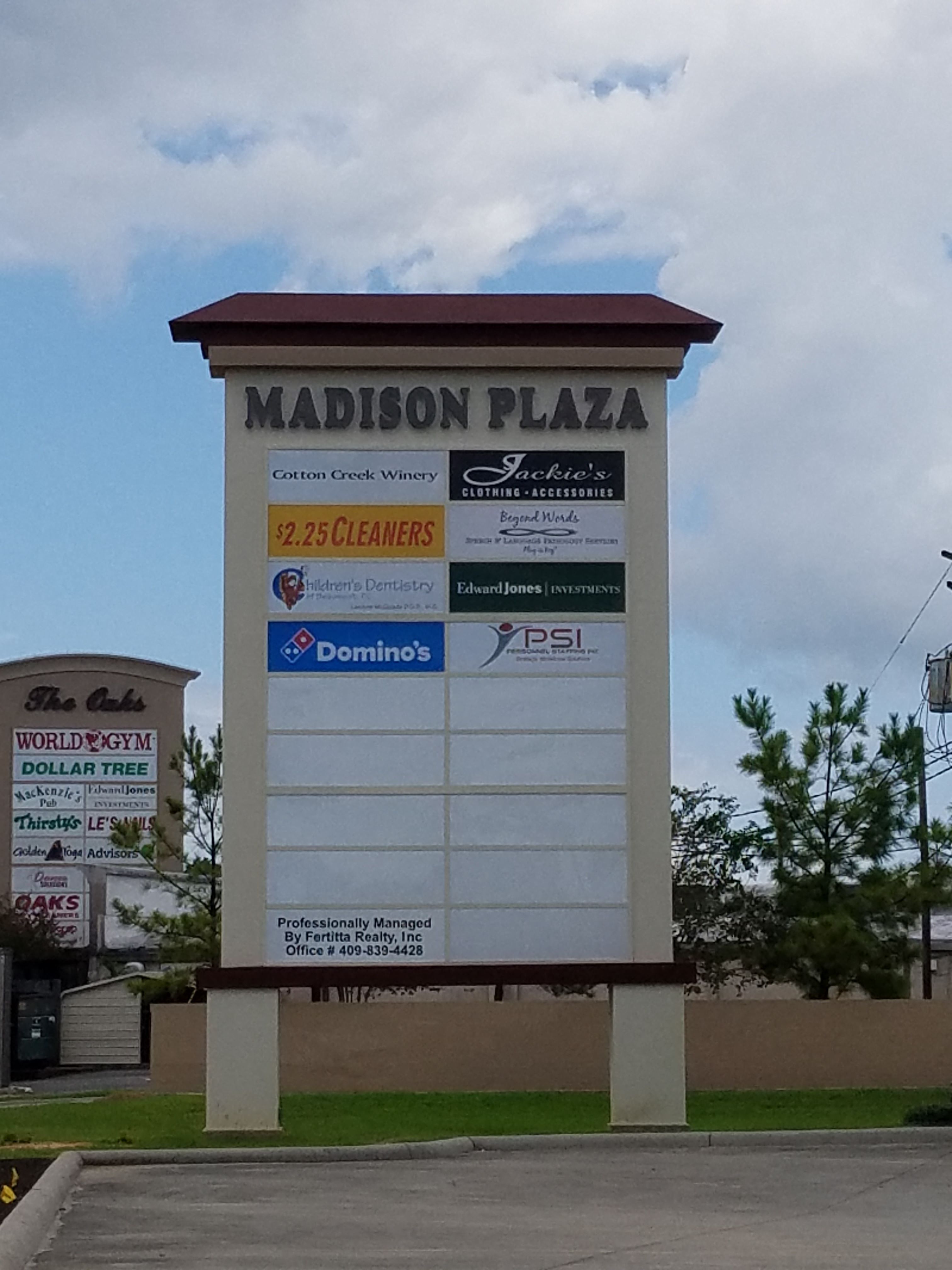 Beaumont TX Retail Space 15 Listings