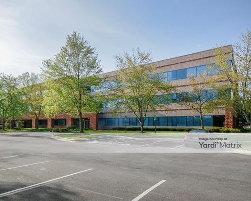 6325 Woodside Court