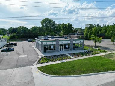 Mechanic Shop & Shopping Center