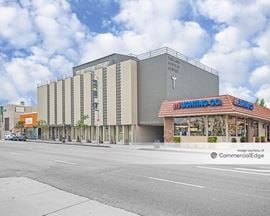 Tarzana Medical Center