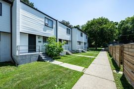 519-529 Sunnydale Place